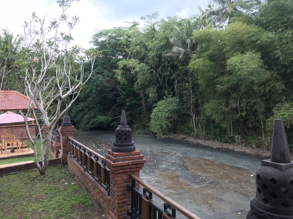 ホテル Rumah Dharma 2 Riverside マゲラン エクステリア 写真